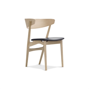Sibast Furniture No 7 Spisebordsstol Hvidpigmenteret Egetræ og Sort Læder